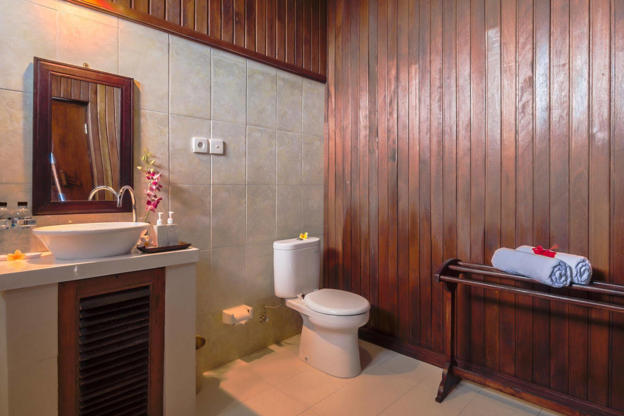โลกา ปาลา วิลลา Hotel อูบุด ภายนอก รูปภาพ