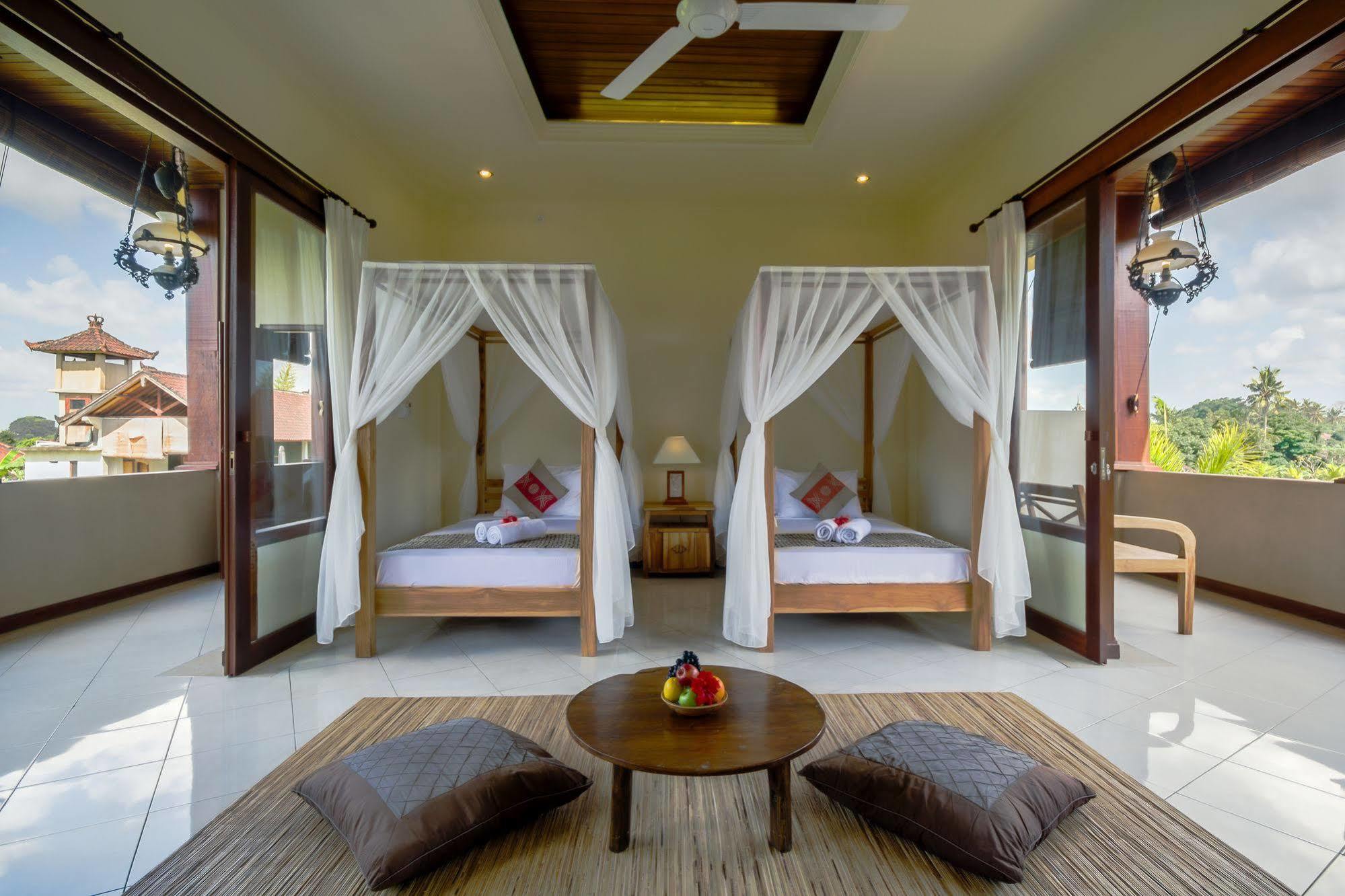 โลกา ปาลา วิลลา Hotel อูบุด ภายนอก รูปภาพ