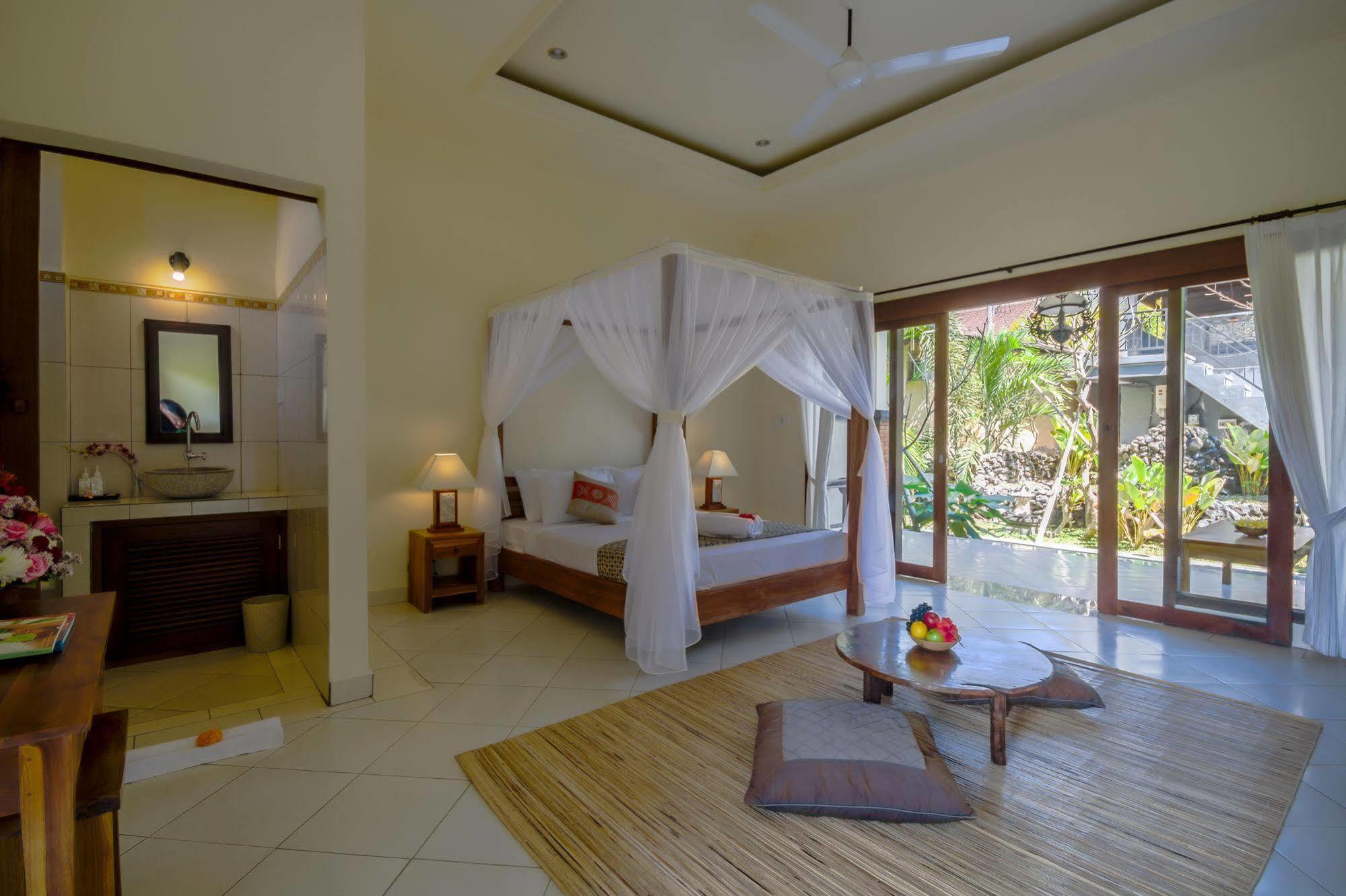 โลกา ปาลา วิลลา Hotel อูบุด ภายนอก รูปภาพ